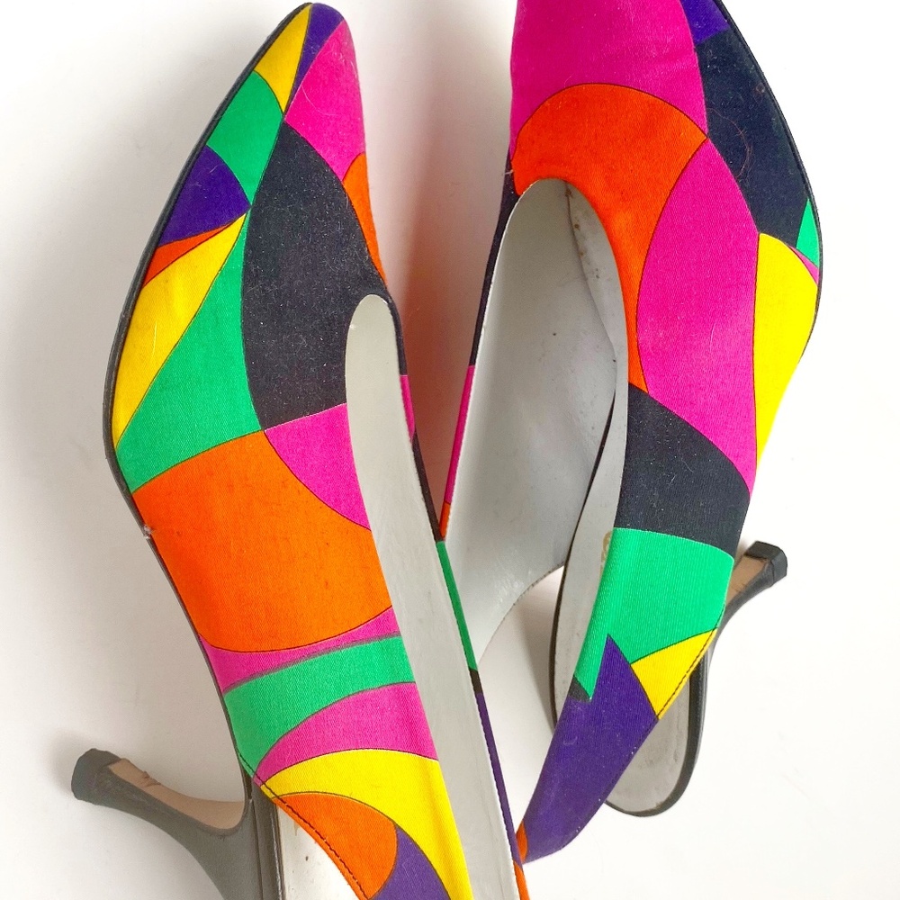 Multicolor Patterned Pointed-Toe Heels - Vibrant Colorblock Design